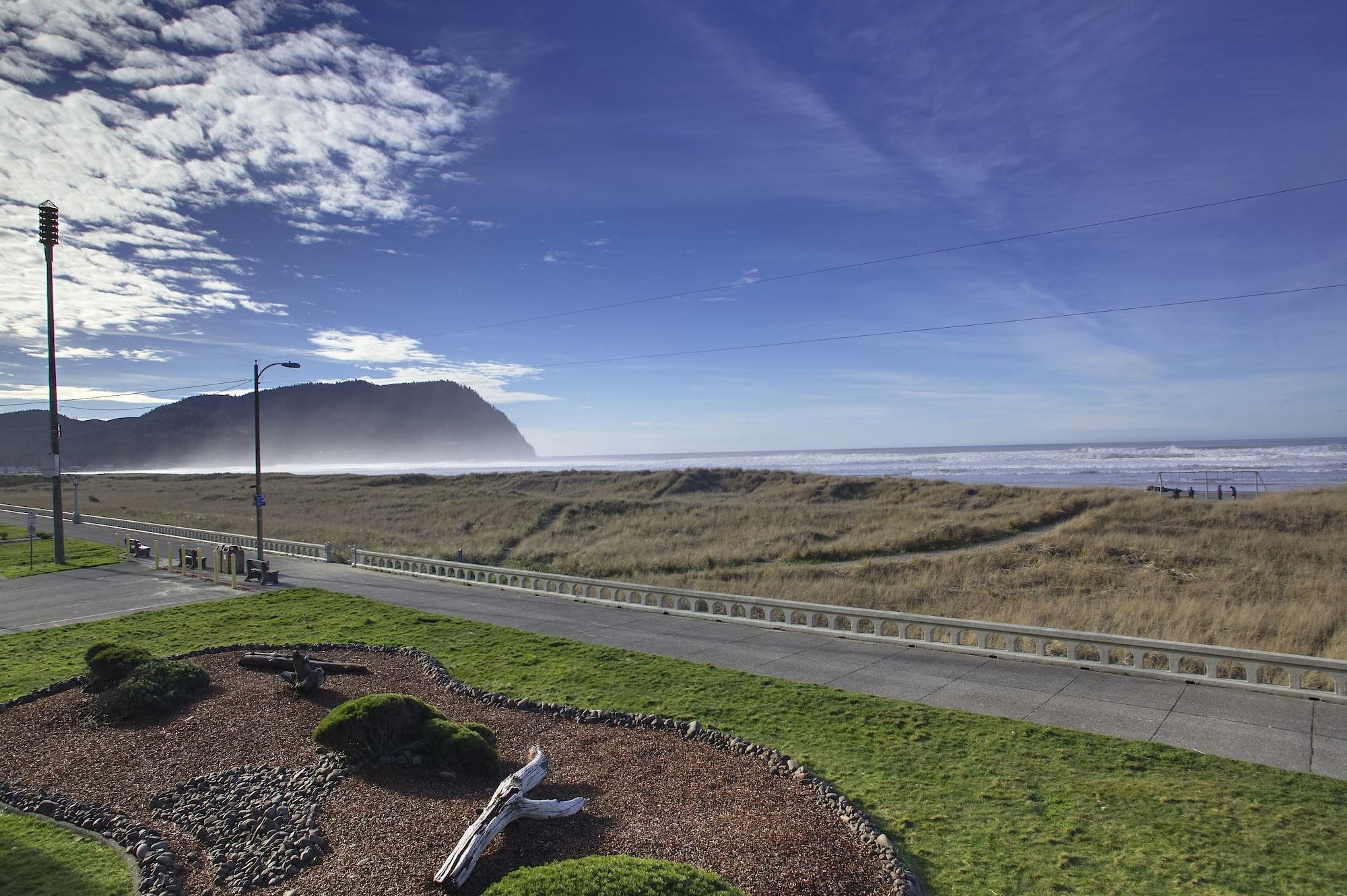 Hi Tide Oceanfront Inn Seaside Exterior foto